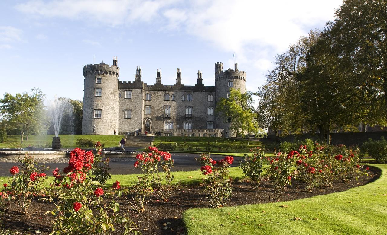 Kilkenny Inn Екстериор снимка